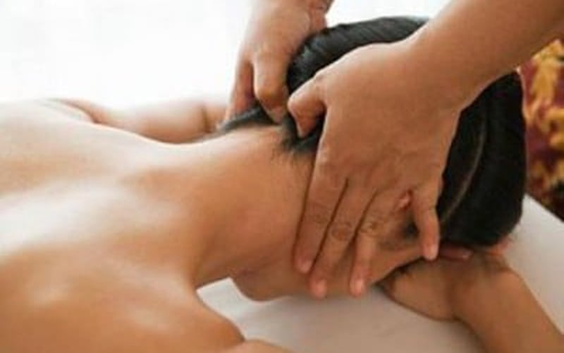 Tuyển sinh lớp Xoa Bóp Bấm Huyệt tại Trung tâm Đông Y Hoà Phương