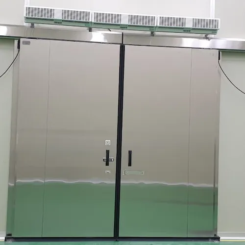 Cửa tự động kho lạnh hoặc kéo tay cách nhiệt Yongsung