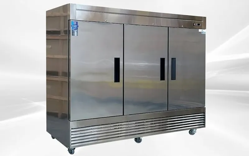 Tủ mát công nghiệp tiêu chí chất lượng và báo giá