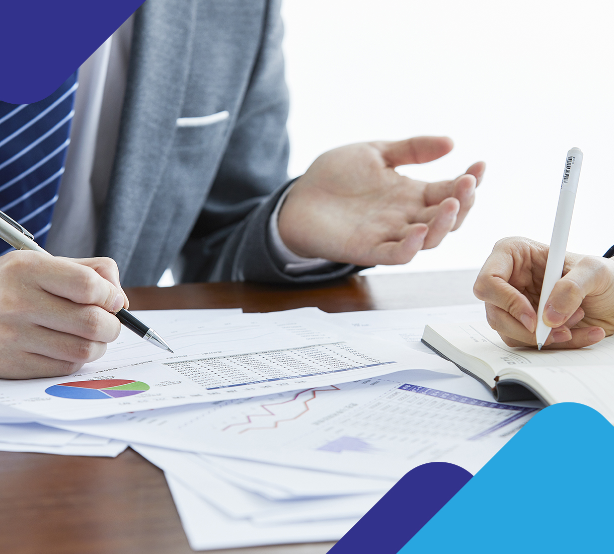 Dịch vụ kế toán giúp tối ưu hóa việc đóng thuế và đảm bảo tính chính xác trong khai báo. Dịch vụ kế toán giúp tối ưu hóa việc đóng thuế và đảm bảo tính chính xác trong khai báo.