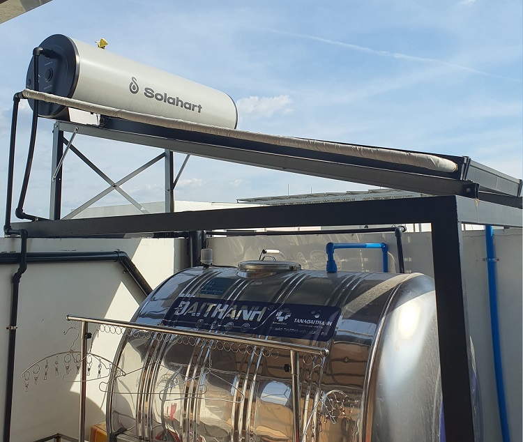 Máy nước nóng mặt trời Solahart 150l - Thương hiệu Úc Máy nước nóng mặt trời Solahart 150l - Thương hiệu Úc