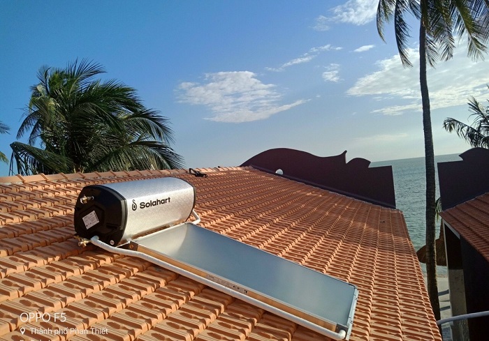 Lắp hoàn thiện máy nước nóng Solahart 180l – Úc Lắp hoàn thiện máy nước nóng Solahart 180l – Úc