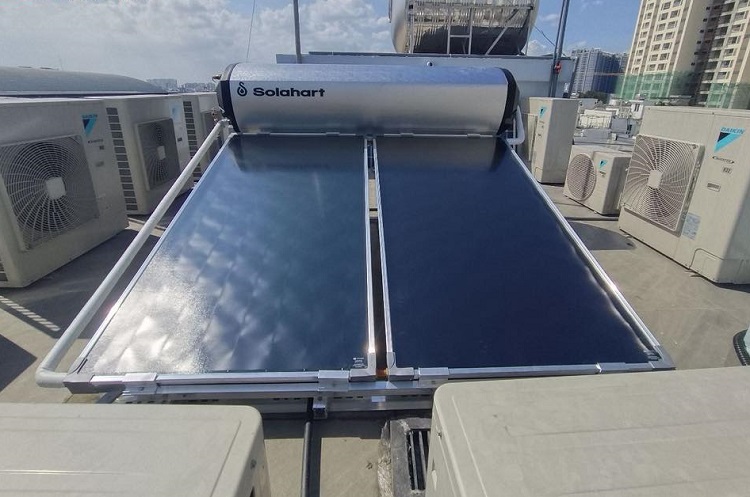 Máy nước nóng NLMT Tấm Phẳng 300L Solahart Máy nước nóng NLMT Tấm Phẳng 300L Solahart