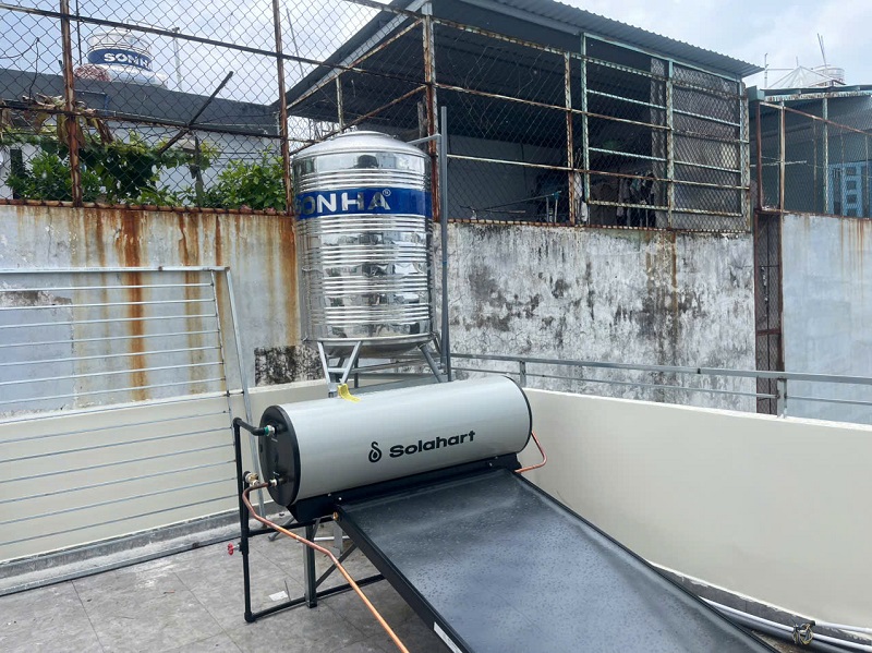 Máy nước nóng mặt trời dạng tấm phẳng 150L Solahart Máy nước nóng mặt trời dạng tấm phẳng 150L Solahart