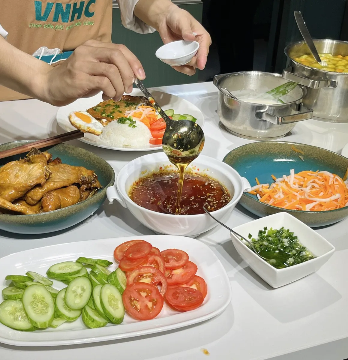 CHEF NHÍ ẨM THỰC BỐN PHƯƠNG