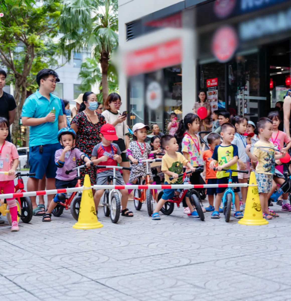 CLB Xe Thăng Bằng Yokids! Global Club