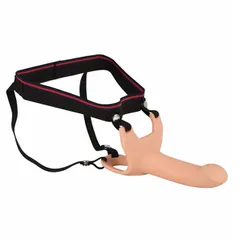 Dương vật giả dây đeo rỗng ruột phù hợp với các anh trai có “cậu nhỏ” khiêm tốn