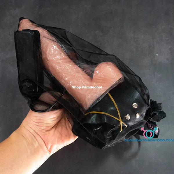 Dương vật giả dây đeo có rung - khám phá sự hưng phấn