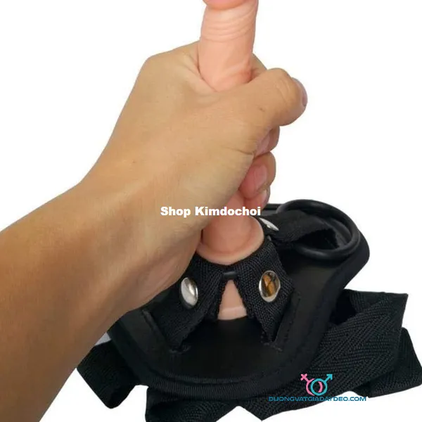 Trải nghiệm mới lạ với dương vật giả mini cho les chỉ 11cm