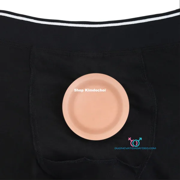 Quần Lovetoy gắn dương vật phụ kiện tiện lợi cho các bạn Les muốn thay đổi dương vật giả