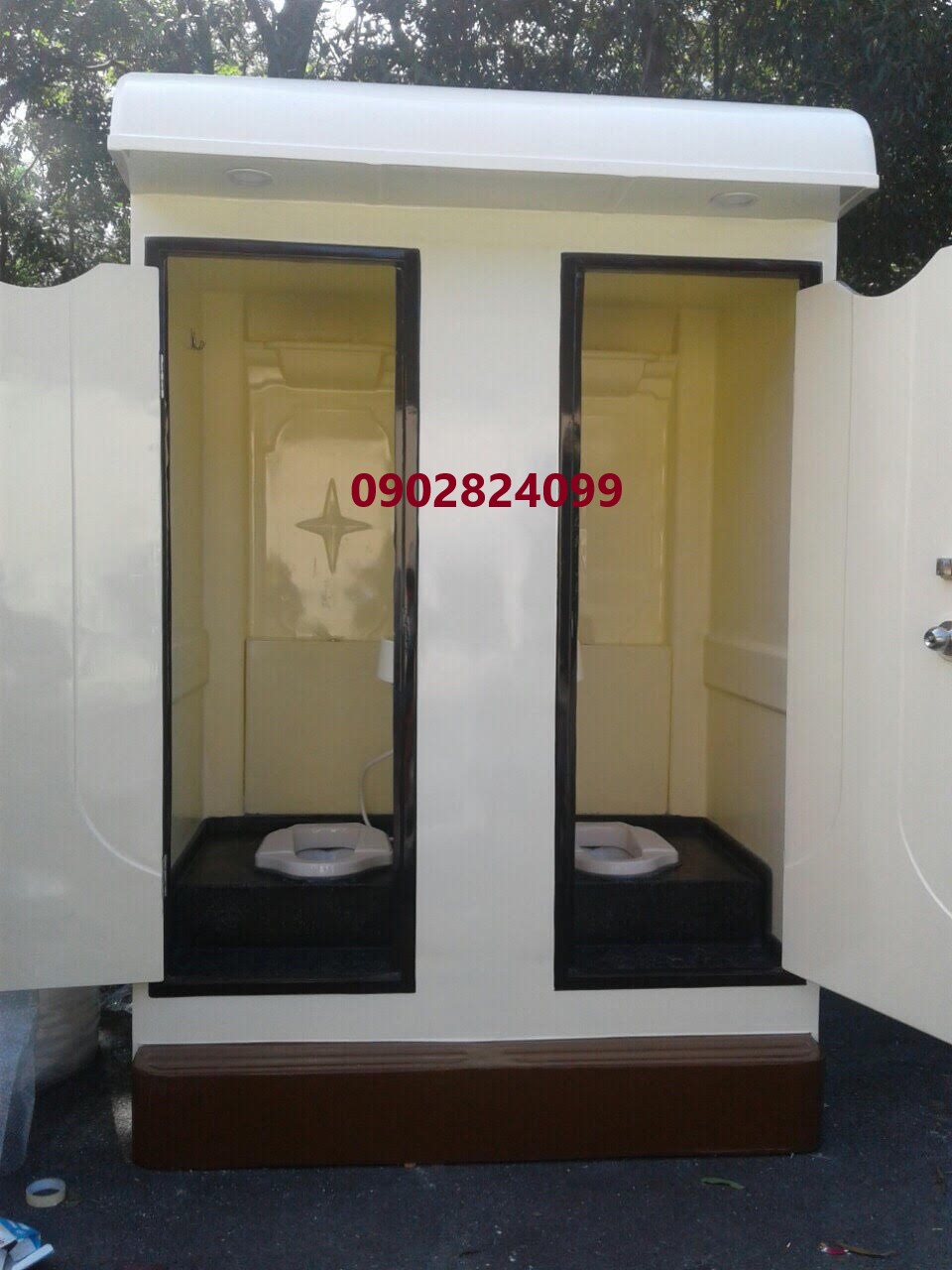 thuê nhà vệ sinh composite