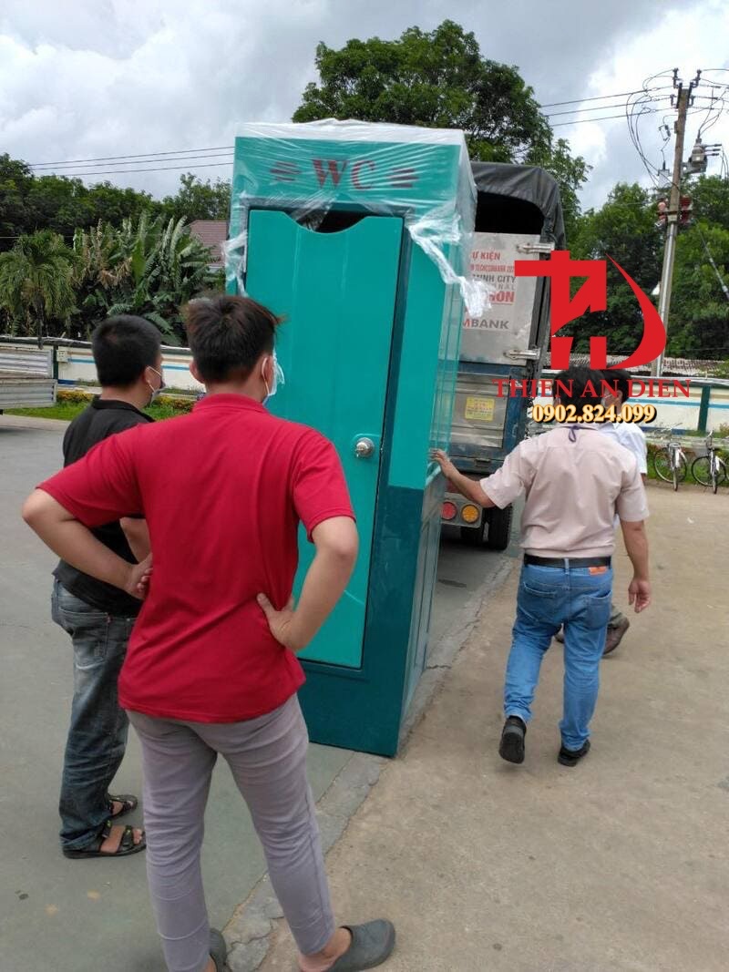 bán nhà vệ sinh di động