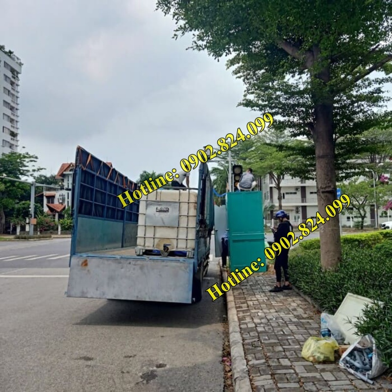 bán nhà vệ sinh mini