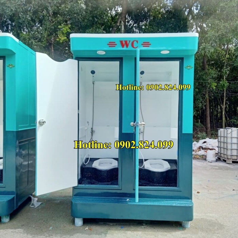 giá nhà vệ sinh composite