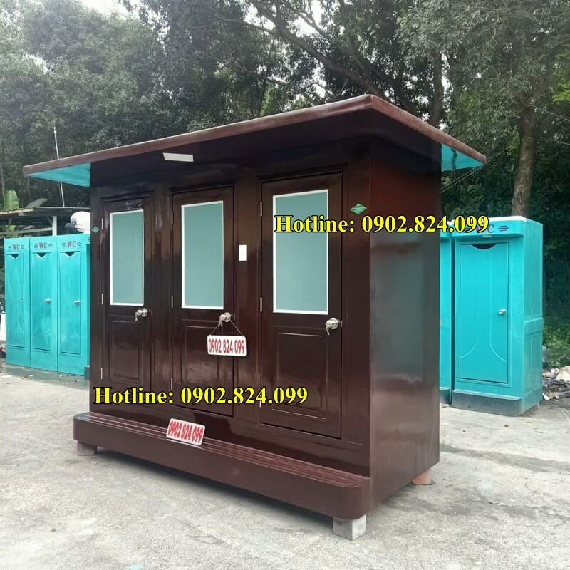 giá nhà vệ sinh composite