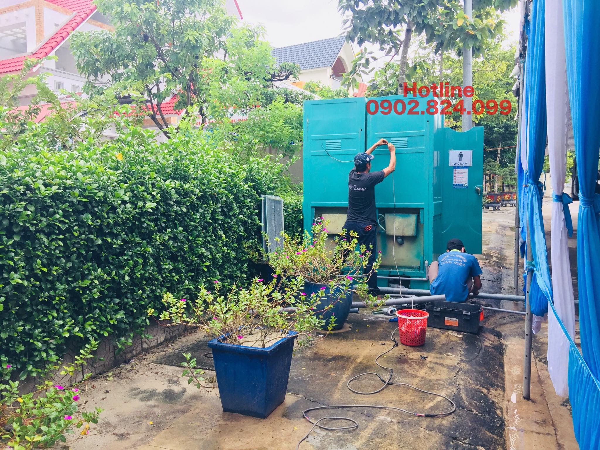 Giá thuê nhà vệ sinh công cộng