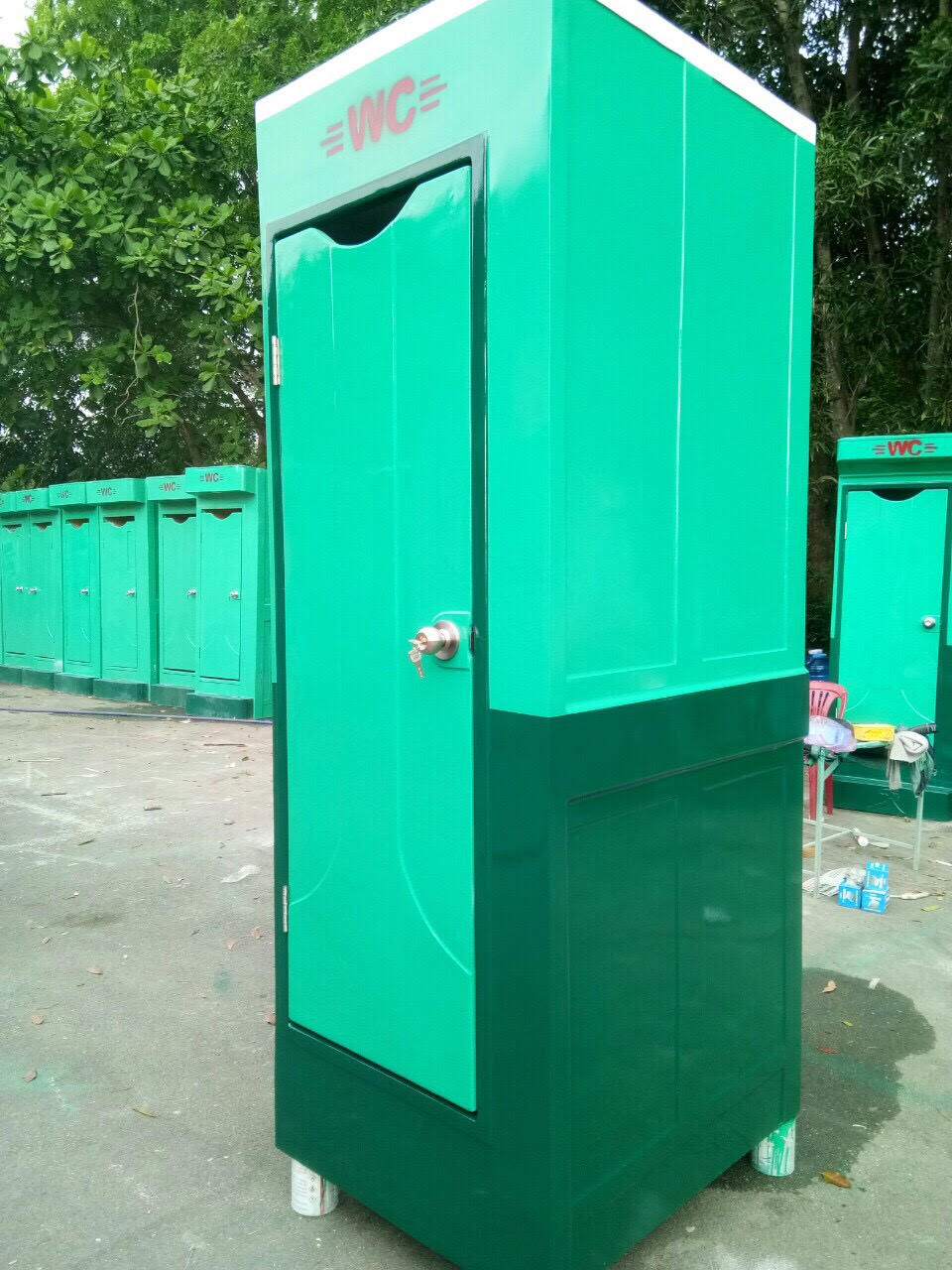 nhà vệ sinh di động