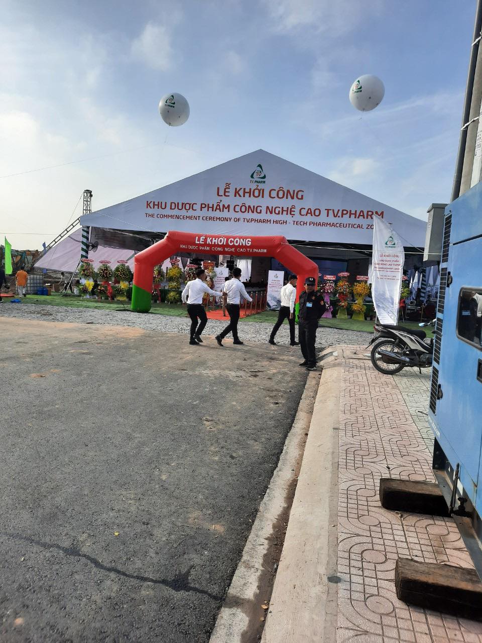 thuê nhà vệ sinh