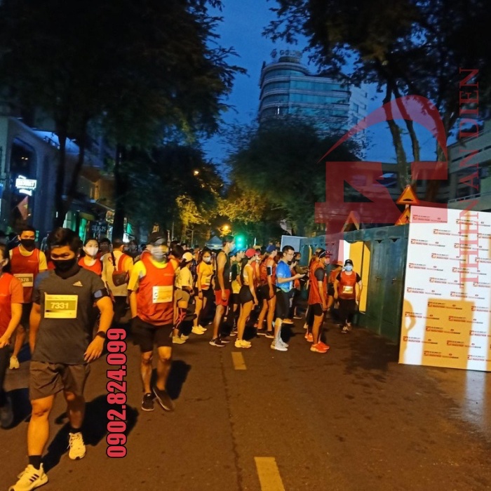 thuê nhà vệ sinh Composite