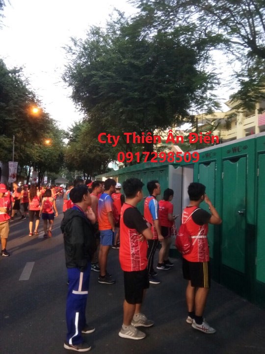 thuê nhà vệ sinh công cộng