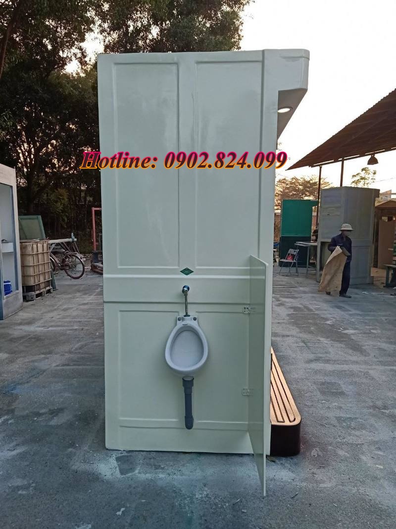 Toilet di động 3 buồng kết hợp bồn tiểu nam