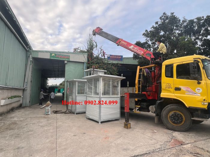 nhà bảo vệ nhôm kính