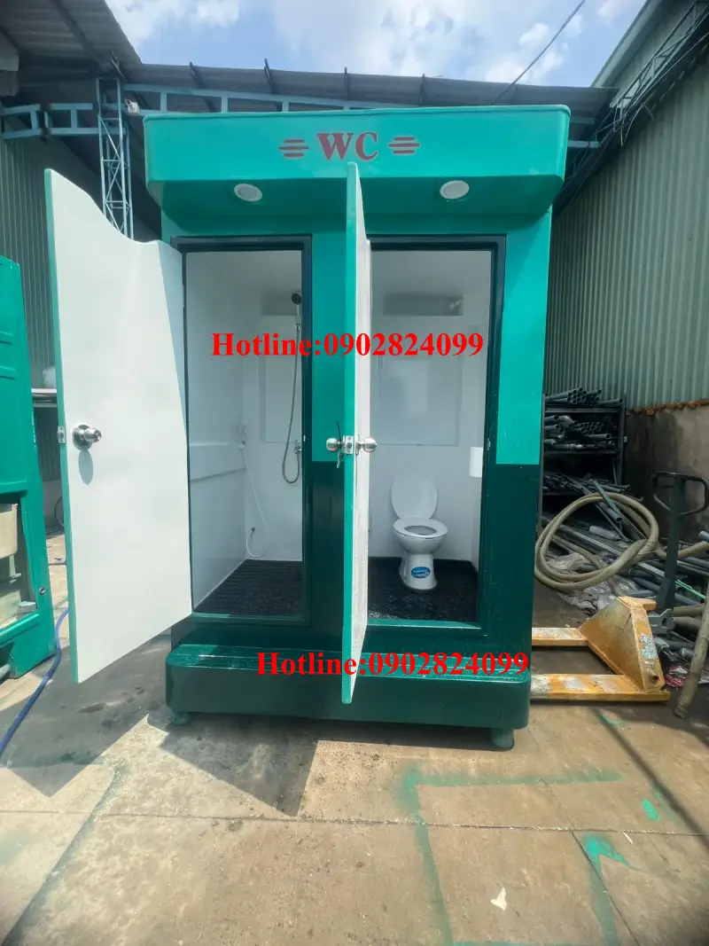 nhà vệ sinh 2 buồng kèm nhà tắm