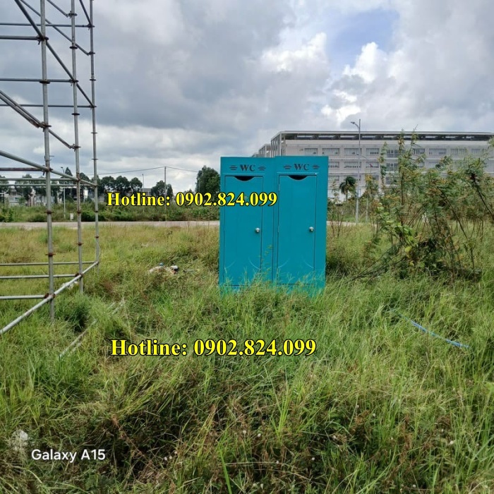 nhà vệ sinh di động