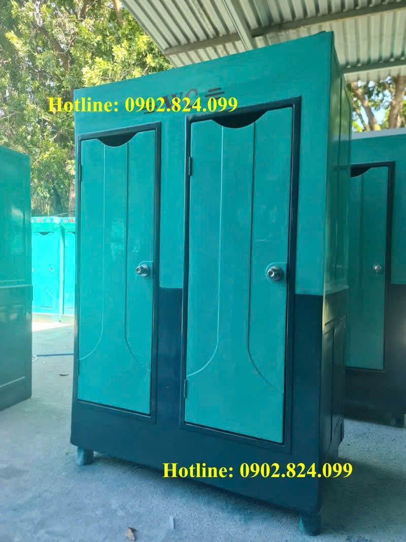 nhà vệ sinh di động 2 buồng kích thước nhỏ gọn, mái bằng đơn giản