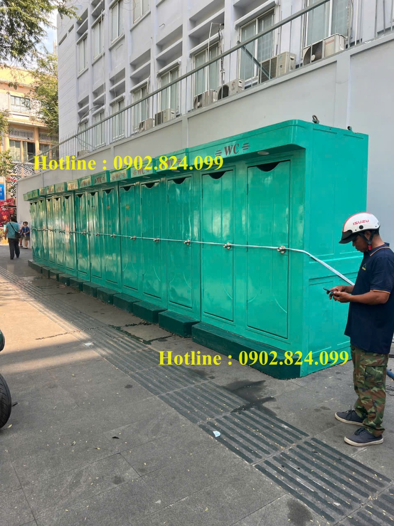 nhà vệ sinh di động