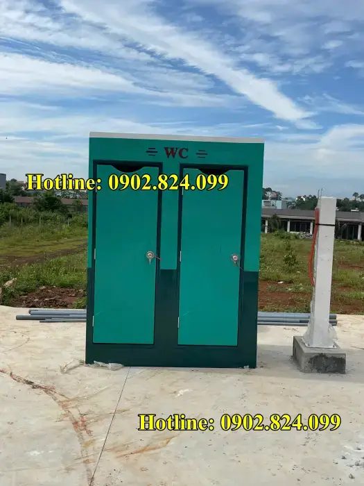 Nhà vệ sinh lắp ghép 2 buồng - hình ảnh thực tế tại công trường