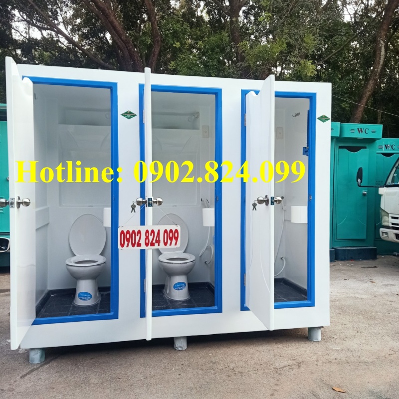 nhà vệ sinh lưu động ba buồng kèm nhà tắm