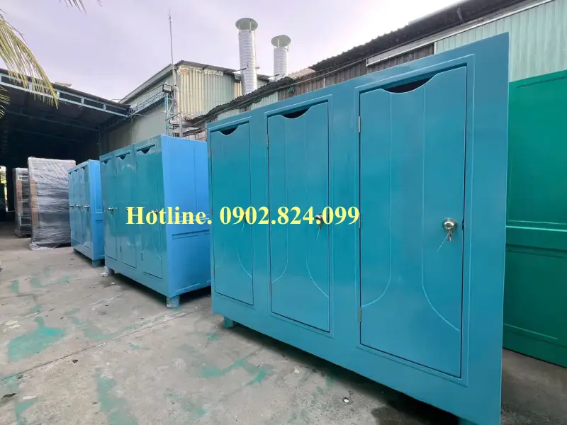 nhà vệ sinh ngoài trời