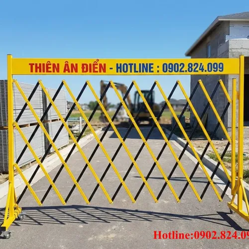 Hàng Rào Xếp Di Động: Cấu Tạo, Ưu Điểm & Các Mẫu Chữ U, Chữ T Phổ Biến