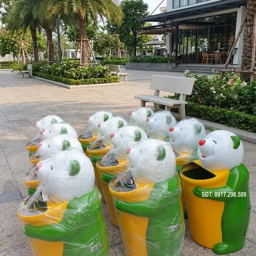 THÙNG RÁC HÌNH GẤU TRÚC COMPOSITE – GIẢI PHÁP THU GOM RÁC VÀ TRANG TRÍ NGOÀI TRỜI  #TOP 1 GIÁ TỐT