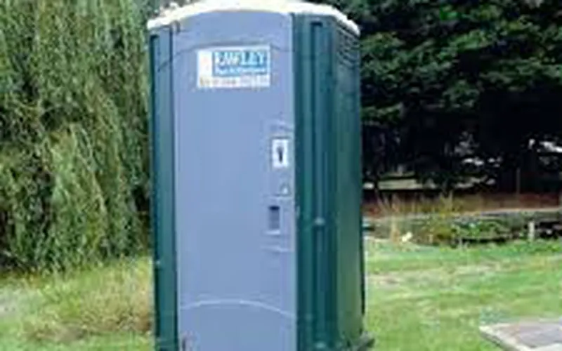 Dung dịch Kiềm giúp khử mùi Nhà Vệ Sinh Di Động