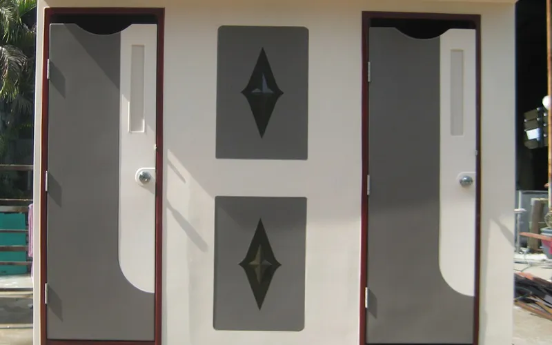 Nhà Vệ Sinh Di Động Composite