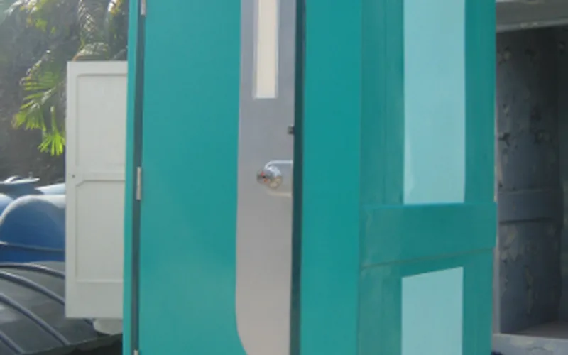 Nhà Vệ Sinh Di Động Composite