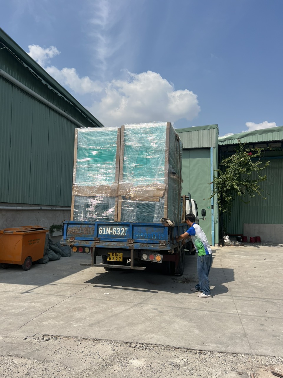 nhà vệ sinh di động