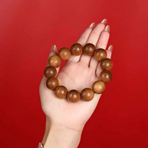 Vòng đàn hương Ấn Độ 18mm x 13 hạt chìm nước