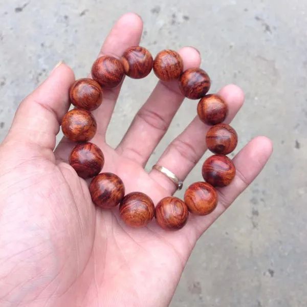 Vòng tay sưa đỏ 16mm hàng bóng MS VN11