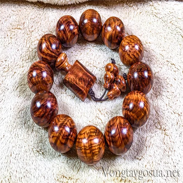 VÒNG CHUN SỤN SƯA ĐỎ 20MM HIẾM