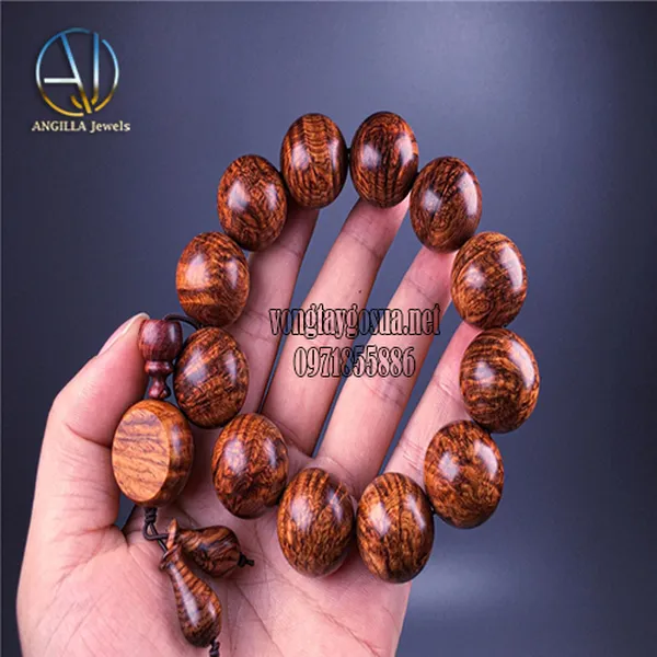 VÒNG TAY CHUN SỤN SƯA ĐỎ 20MM X 12 HẠT < VÂN CHUN SIÊU HIẾM >