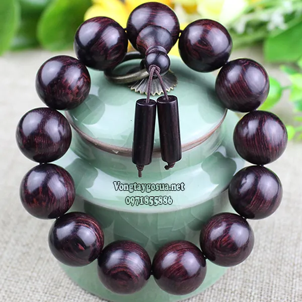 VÒNG TAY GỖ SƯA TÍM HẢI NAM 18MM X 13 HẠT VIPP18HN