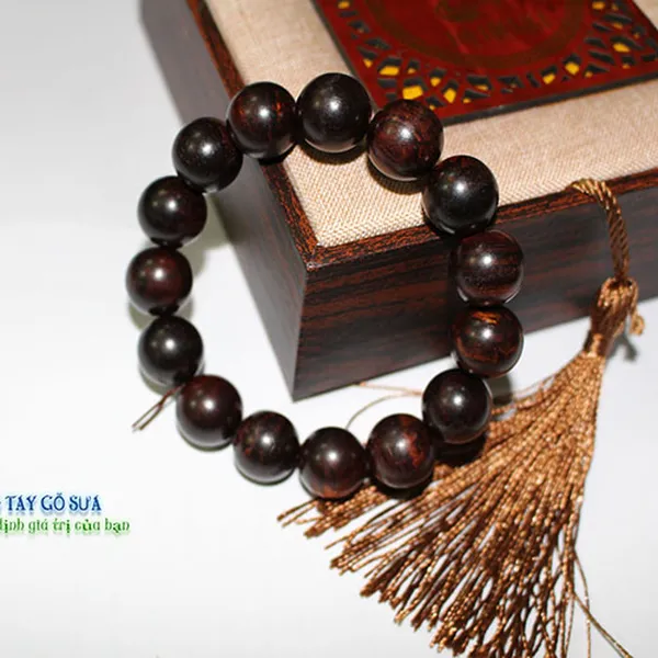 Vòng tay sưa đỏ 14mm x 15 hạt VN21