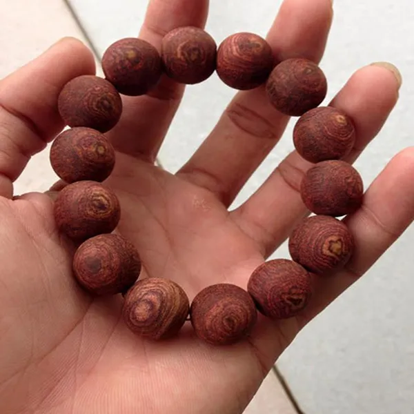 Vòng tay sưa đỏ 16mm hàng mộc MS VN12