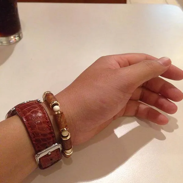 Vòng tay sưa đỏ 8.5mm 10 đốt mix ngà voi đẹp MS VN05