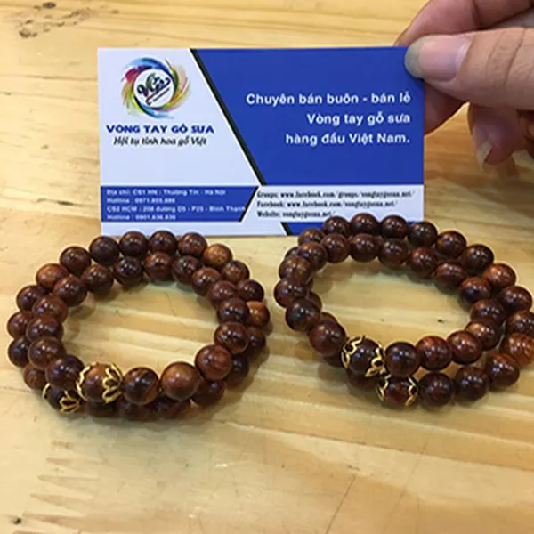 Vòng tay sưa đỏ 8mm x 21 hạt mix Charme Hoa VIP