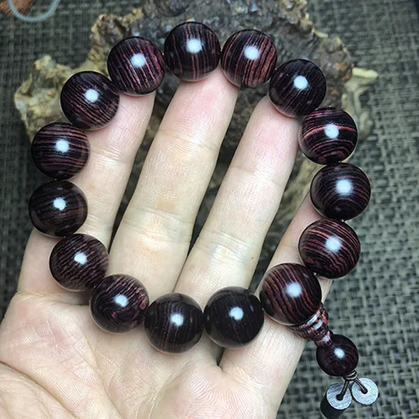 Vòng tay sưa hải nam 15mm x 15  hạt vân vip đẳng cấp