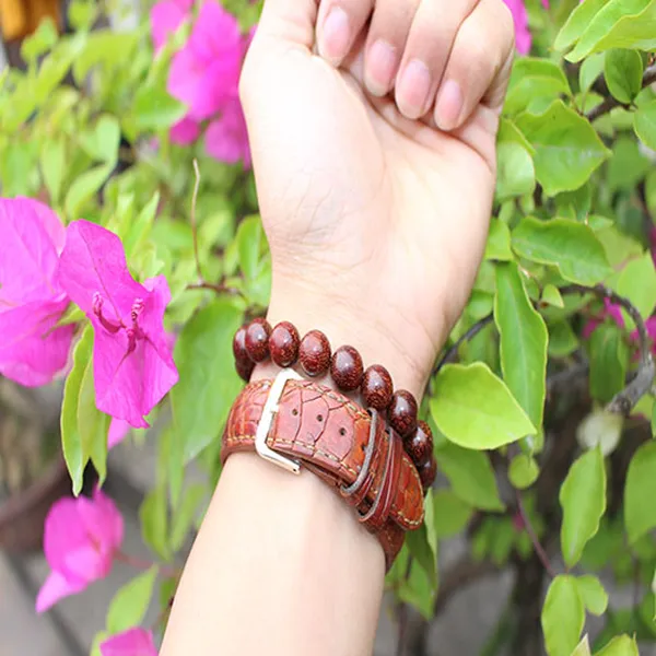 Vòng gỗ tử đàn đỏ 12mm Ấn Độ lá nhỏ lõi già sao vàng